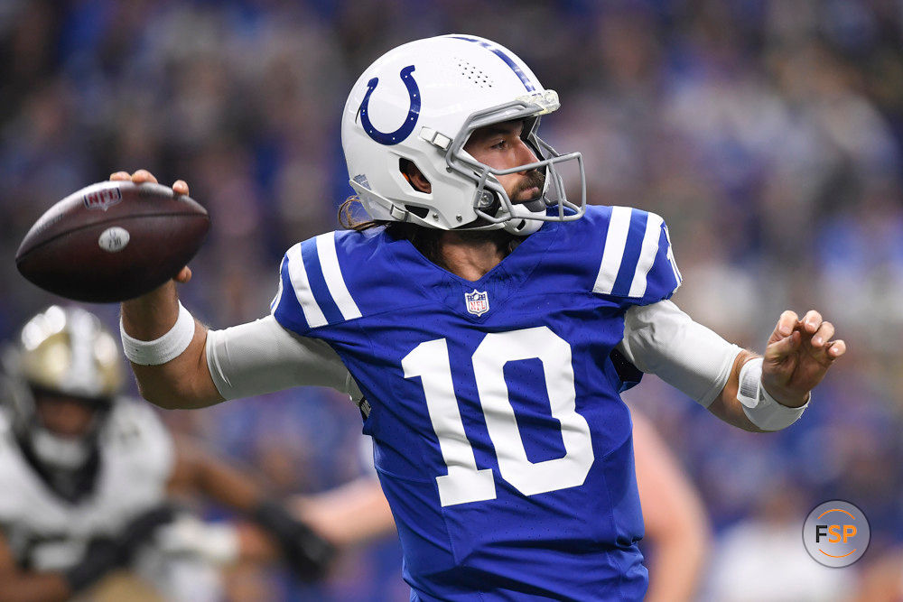 INDIANAPOLIS, IN - OCTOBER 29: Indianapolis Colts Quarterback Gardner Minshew (10) passes during the NFL game between the New Orleans Saints and the Indianapolis Colts on October 29, 2023, at Lucas Oil Stadium in Indianapolis, Indiana. (Photo by Michael Allio/Icon Sportswire)