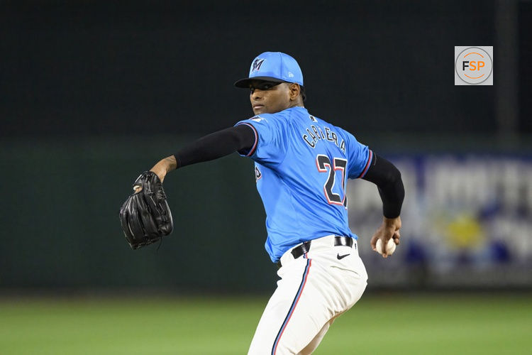 JUPITER, FL - MARCH 04: Miami Marlins pitcher Edward Cabrera (27) throws the ball from the mound during an MLB spring training game between the New York Yankees and the Miami Marlins at the Roger Dean Chevrolet Stadium on March 4, 2024 in Jupiter, Florida. (Photo by Doug Murray/Icon Sportswire)