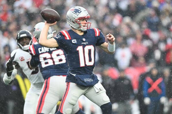 Jan 18, 2026; Foxborough, MA, USA; New England Patriots quarterback Drake Maye (10) throws in the first quarter in an AFC Divisional Round game against the Houston Texans at Gillette Stadium. Mandatory Credit: Brian Fluharty-Imagn Images