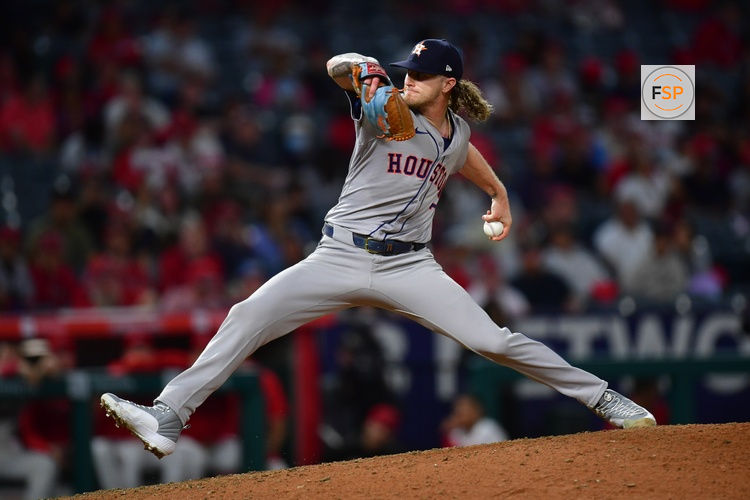 Sep 13, 2024; Anaheim, California, USA; Houston Astros pitcher Josh Hader (71) throws against the Los Angeles Angels during the ninth inning at Angel Stadium. Credit: Gary A. Vasquez-Imagn Images