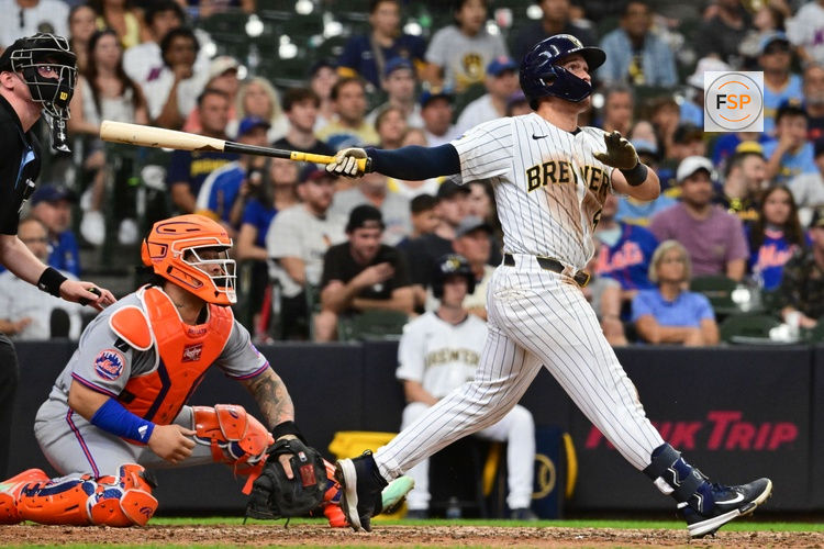 Aug 10, 2025; Bronx, New York, USA;  Houston Astros third baseman Carlos Correa (1) hits a solo home run in the ninth inning against the New York Yankees at Yankee Stadium. Credit: Wendell Cruz-Imagn Images