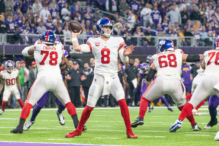 MINNEAPOLIS, MN - JANUARY 15: New York Giants quarterback Daniel Jones (8) throws the ball during the NFL game between the New York Giants and Minnesota Vikings on January 15th, 2023, at U.S. Bank Stadium in Minneapolis, MN. (Photo by Bailey Hillesheim/Icon Sportswire)