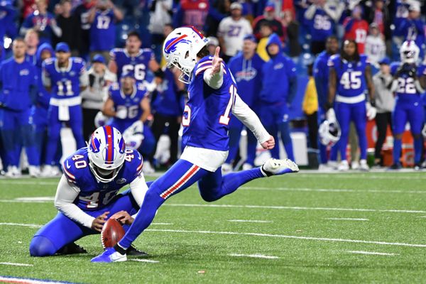 Sep 7, 2025; Orchard Park, New York, USA;  Buffalo Bills placekicker Matt Prater (15) kicks a field goal to win the game during the fourth quarter against the Baltimore Ravens at Highmark Stadium. Mandatory Credit: Mark Konezny-Imagn Images