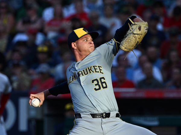 ANAHEIM, CA - JUNE 18: Milwaukee Brewers pitcher Tobias Myers (36) pitching during an MLB baseball game against the Los Angeles Angels played on June 18, 2024 at Angel Stadium in Anaheim, CA. (Photo by John Cordes/Icon Sportswire)