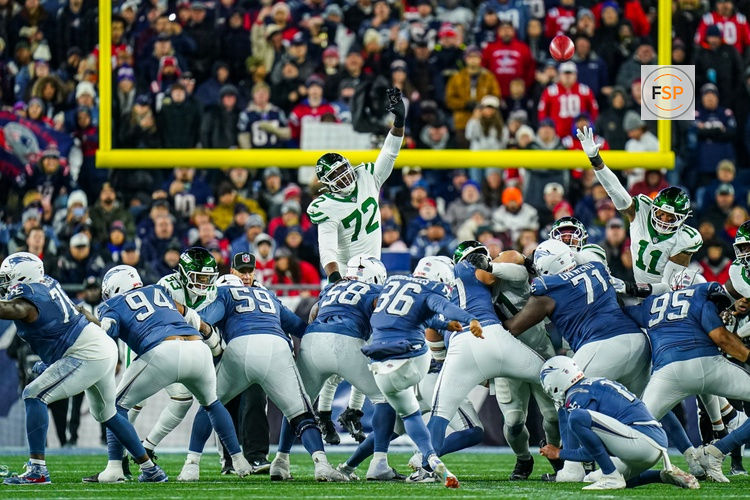 Nov 13, 2025; Foxborough, Massachusetts, USA; New England Patriots kicker Andy Borregales (36) misses the field goal attempt against the New York Jets in the second quarter at Gillette Stadium. Credit: David Butler II-Imagn Images