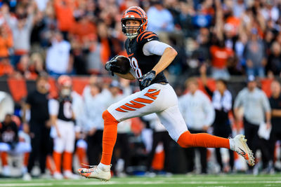 Nov 3, 2024; Cincinnati, Ohio, USA; Cincinnati Bengals tight end Mike Gesicki (88) runs with the ball against the Las Vegas Raiders in the second half at Paycor Stadium. Mandatory Credit: Katie Stratman-Imagn Images