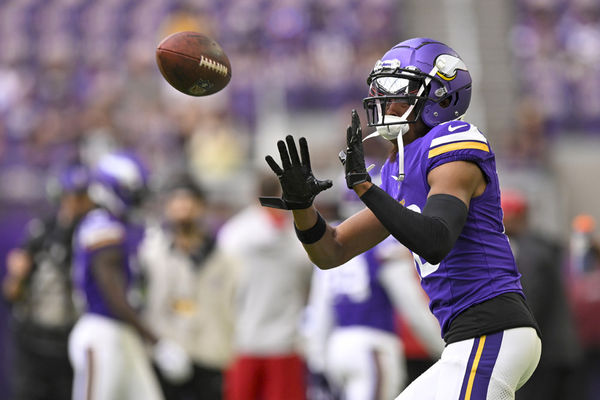 MINNEAPOLIS, MN - AUGUST 26: Minnesota Vikings Wide Receiver Justin Jefferson (18) warms up before a pre-season NFL game between the Minnesota Vikings and Arizona Cardinals on August 26, 2023, at U.S. Bank Stadium in Minneapolis, MN.(Photo by Nick Wosika/Icon Sportswire)