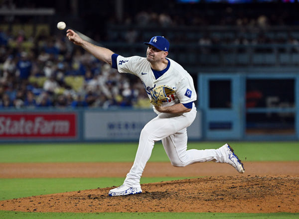 LOS ANGELES, CA - JUNE 12: Los Angeles Dodgers pitcher Daniel Hudson (41) pitching during an MLB baseball game against the Texas Rangers played on June 12, 2024 at Dodger Stadium in Los Angeles, CA. (Photo by John Cordes/Icon Sportswire)