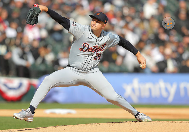 CHICAGO, IL - MARCH 28: Tarik Skubal #29 of the Detroit Tigers delivers a pitch during the first inning against the Chicago White Sox at Guaranteed Rate Field on March 28, 2024 in Chicago, Illinois. (Photo by Melissa Tamez/Icon Sportswire)