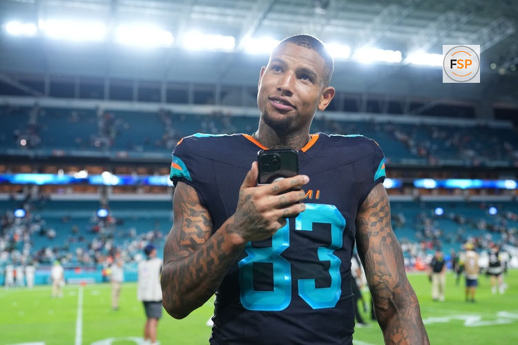 Sep 29, 2025; Miami Gardens, Florida, USA; Miami Dolphins tight end Darren Waller (83) reacts after the game against the New York Jets at Hard Rock Stadium. Credit: Rich Storry-Imagn Images