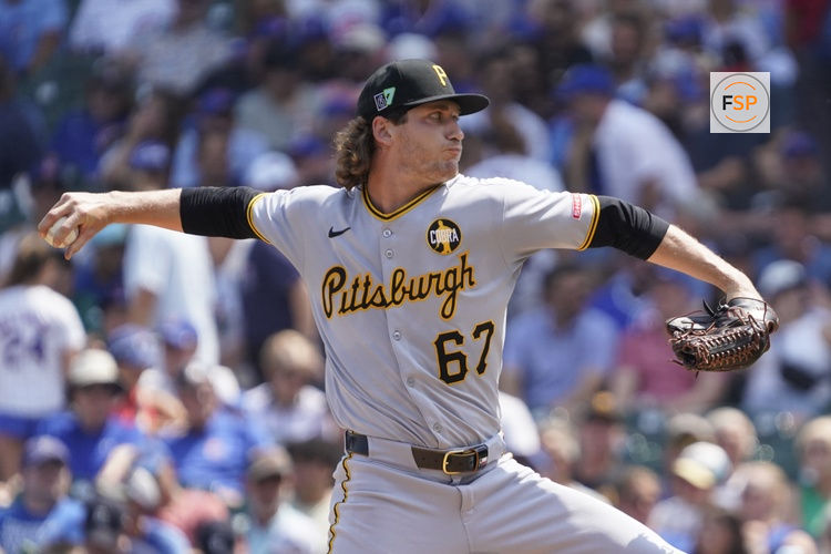 Aug 15, 2025; Chicago, Illinois, USA; Pittsburgh Pirates pitcher Braxton Ashcraft (67) throws a pitch against the Chicago Cubs during the first inning at Wrigley Field. Credit: David Banks-Imagn Images