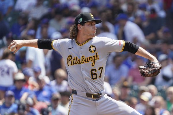 Aug 15, 2025; Chicago, Illinois, USA; Pittsburgh Pirates pitcher Braxton Ashcraft (67) throws a pitch against the Chicago Cubs during the first inning at Wrigley Field. Mandatory Credit: David Banks-Imagn Images