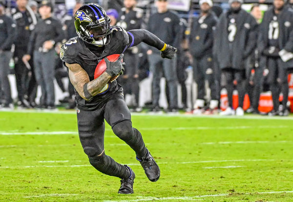 BALTIMORE, MD - NOVEMBER 16:  Baltimore Ravens wide receiver Odell Beckham Jr. (3) runs with the ball after a reception during the Cincinnati Bengals game versus the Baltimore Ravens on November 16, 2023 at M&T Bank Stadium in Baltimore, MD.  (Photo by Mark Goldman/Icon Sportswire)