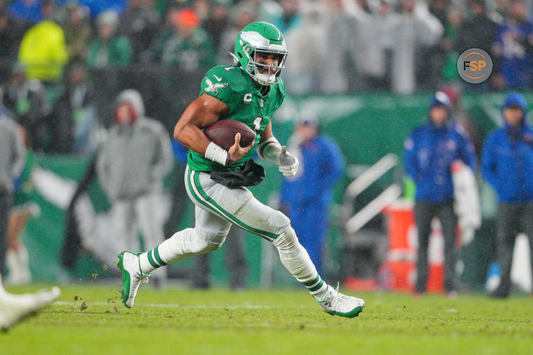 PHILADELPHIA, PA - NOVEMBER 26: Philadelphia Eagles quarterback Jalen Hurts (1) runs the ball during the game between the Buffalo Bills and the Philadelphia Eagles on November 26, 2023 at Lincoln Financial Field.(Photo by Andy Lewis/Icon Sportswire)