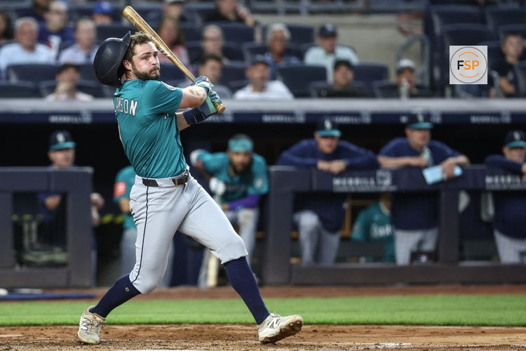 Jul 9, 2025; Bronx, New York, USA;  Seattle Mariners third baseman Ben Williamson (9) at Yankee Stadium. Credit: Wendell Cruz-Imagn Images