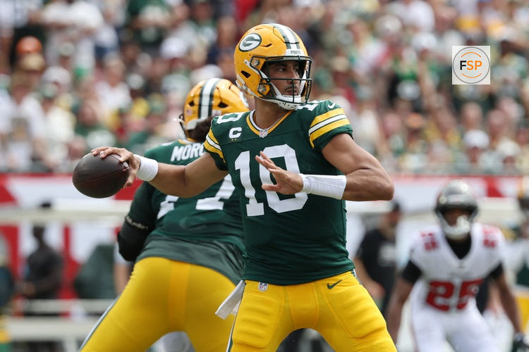Oct 4, 2026; Tampa, Florida, USA;  Green Bay Packers quarterback Jordan Love (10) throws the ball during the first quarter against the Tampa Bay Buccaneers at Raymond James Stadium.  Credit: Matt Pendleton-Imagn Images