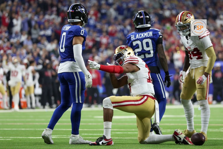 Dec 22, 2025; Indianapolis, Indiana, USA; San Francisco 49ers wide receiver Jauan Jennings (15) celebrates after a play against the Indianapolis Colts in the fourth quarter of the game at Lucas Oil Stadium. Credit: Trevor Ruszkowski-Imagn Images