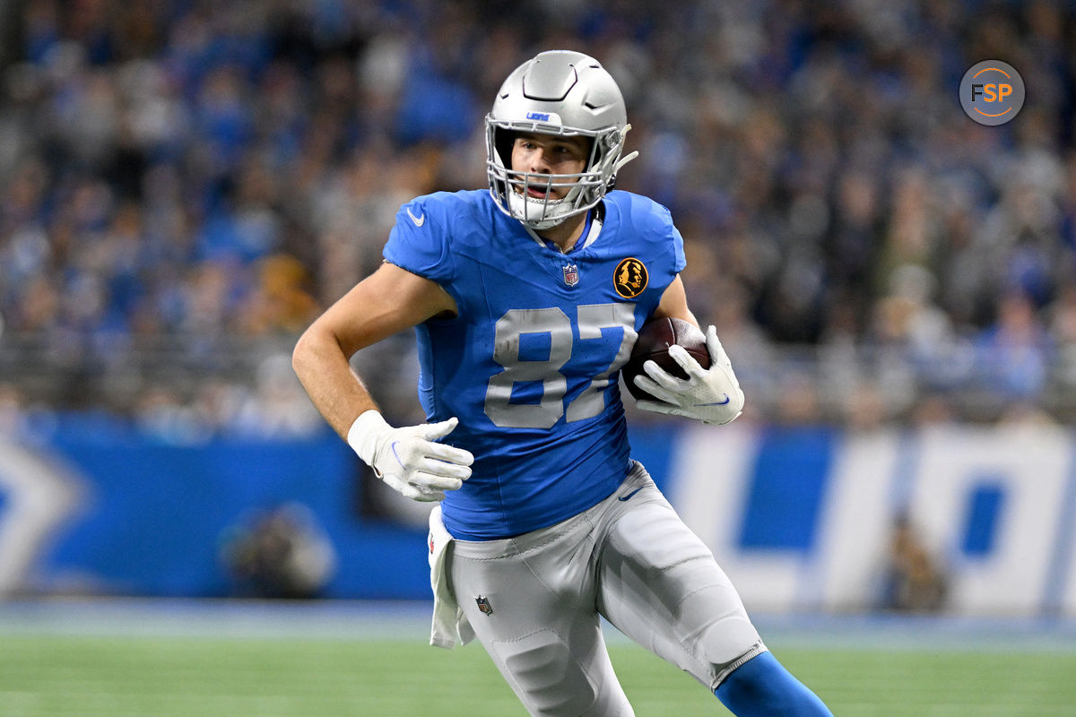 Nov 23, 2023; Detroit, Michigan, USA; Detroit Lions tight end Sam LaPorta (87) catches a touchdown pass from quarterback Jared Goff (16) (not pictured) in the first quarter at Ford Field. Credit: Lon Horwedel-USA TODAY Sports