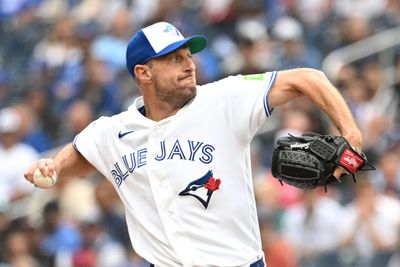 Aug 30, 2026; Toronto, Ontario, CAN;  Toronto Blue Jays starting pitcher Max Scherzer (31) delivers a pitch against the Seattle Mariners in the first inning at Rogers Centre.  Mandatory Credit: Dan Hamilton-Imagn Images
