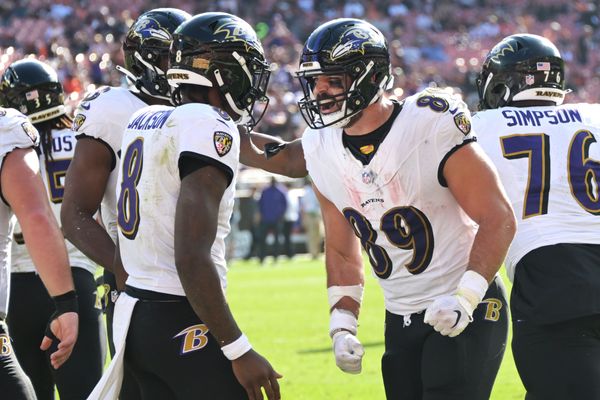 Oct 1, 2023; Cleveland, Ohio, USA; Baltimore Ravens tight end Mark Andrews (89) celebrates with quarterback Lamar Jackson (8) after catching a touchdown during the second half against the Cleveland Browns at Cleveland Browns Stadium. Mandatory Credit: Ken Blaze-USA TODAY Sports


