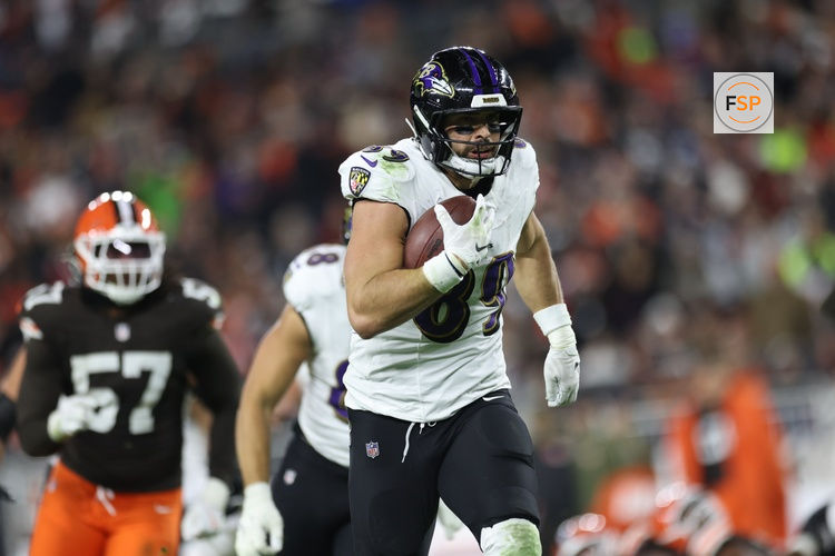 Nov 16, 2025; Cleveland, Ohio, USA; Baltimore Ravens tight end Mark Andrews (89) runs for a touchdown during the fourth quarter against the Cleveland Browns at Huntington Bank Field. Credit: Scott Galvin-Imagn Images