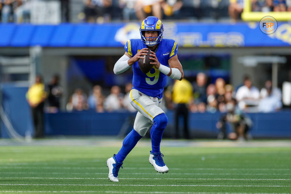 INGLEWOOD, CA - OCTOBER 22: Los Angeles Rams quarterback Matthew Stafford (9) rolls out to pass in the first half during an NFL regular season game between the Pittsburgh Steelers and the Los Angeles Rams on October 22, 2023, at SoFi Stadium in Inglewood, CA. (Photo by Brandon Sloter/Icon Sportswire)