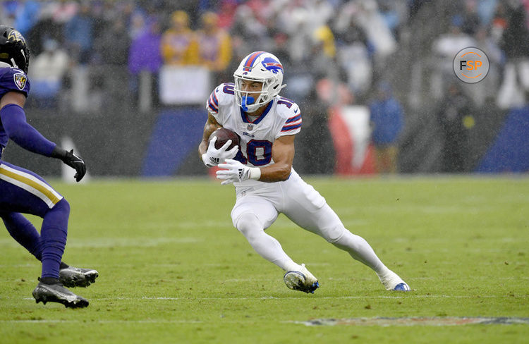 BALTIMORE, MD - OCTOBER 02: Bills wide receiver Khalil Shakir (10) runs after a catch during the Buffalo Bills versus Baltimore Ravens NFL game at M&T Bank Stadium on October 2, 2022 in Baltimore, MD. (Photo by Randy Litzinger/Icon Sportswire)