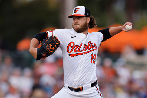 SARASOTA, FL - MARCH 13: Baltimore Orioles starting pitcher Cole Irvin (19) delivers a pitch during an MLB spring training game against the Atlanta Braves on March 13, 2024 at Ed Smith Stadium in Sarasota, Florida. (Photo by Joe Robbins/Icon Sportswire)
