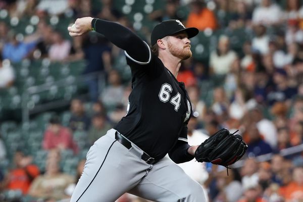 Jun 10, 2025; Houston, Texas, USA; Chicago White Sox starting pitcher Shane Smith (64) pitches against the Houston Astros in the first inning at Daikin Park. Mandatory Credit: Thomas Shea-Imagn Images