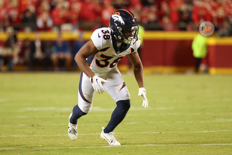 KANSAS CITY, MO - OCTOBER 12: Denver Broncos running back Jaleel McLaughlin (38) during an AFC West matchup between the Denver Broncos and Kansas City Chiefs on Oct 12, 2023 at GEHA Field at Arrowhead Stadium in Kansas City, MO.  (Photo by Scott Winters/Icon Sportswire)