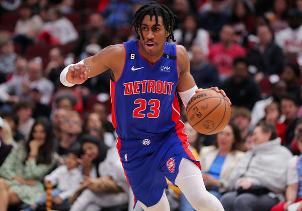 CHICAGO, IL - APRIL 09: Detroit Pistons guard Jaden Ivey (23) in action during a NBA game between the Detroit Pistons and the Chicago Bulls on April 9, 2023 at the United Center in Chicago, IL. (Photo by Melissa Tamez/Icon Sportswire)
