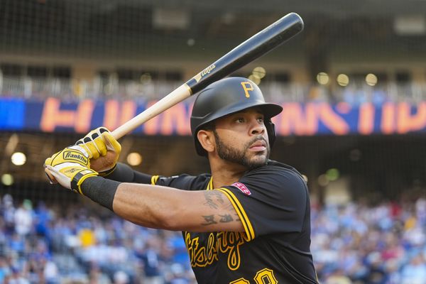Jul 8, 2025; Kansas City, Missouri, USA; Pittsburgh Pirates left fielder Tommy Pham (28) gets ready to bat during the first inning against the Kansas City Royals at Kauffman Stadium. Mandatory Credit: Jay Biggerstaff-Imagn Images