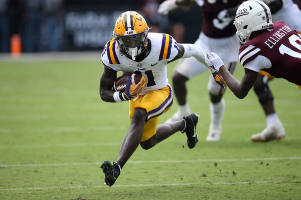 STARKVILLE, MS - SEPTEMBER 16: LSU Tigers wide receiver Brian Thomas Jr. (11) during the game between the Mississippi State Bulldogs and the LSU Tigers on September 16, 2023 at Davis Wade Stadium in Starkville, Mississippi.  (Photo by Michael Wade/Icon Sportswire)
