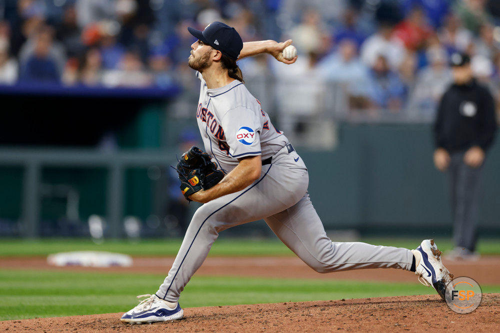 KANSAS CITY, MO - APRIL 10: Houston Astros pitcher Spencer Arrighetti (41) delivers a pitch during an MLB game against the Kansas City Royals on April 10, 2024 at Kauffman Stadium in Kansas City, Missouri. (Photo by Joe Robbins/Icon Sportswire)