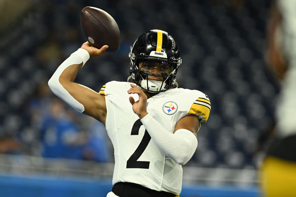 Aug 24, 2024; Detroit, Michigan, USA;  Pittsburgh Steelers quarterback Justin Fields (2) warms up before their game against the Detroit Lions at Ford Field. Mandatory Credit: Lon Horwedel-USA TODAY Sports