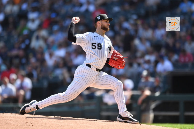 Jul 12, 2025; Chicago, Illinois, USA; Chicago White Sox starting pitcher Sean Burke (59) pitches during the first inning against the Cleveland Guardians at Rate Field. Credit: Patrick Gorski-Imagn Images