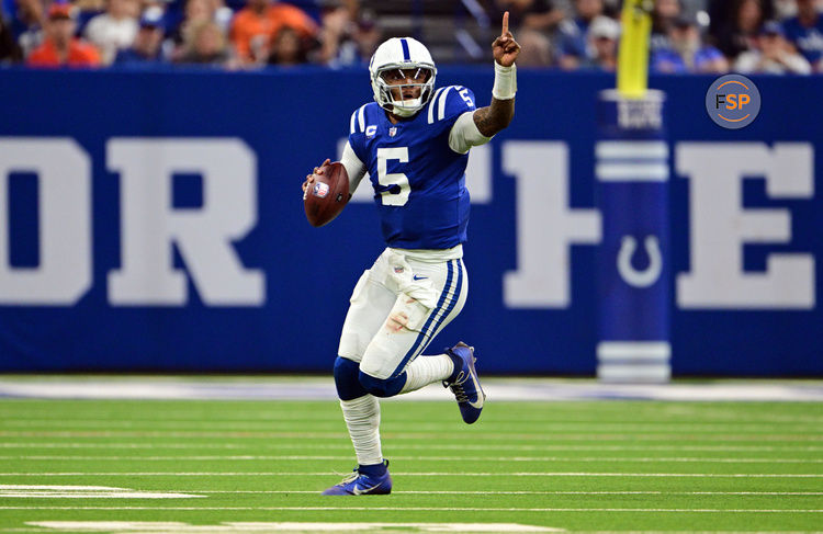 Sep 22, 2024; Indianapolis, Indiana, USA; Indianapolis Colts quarterback Anthony Richardson (5) holds up the one finger while running the ball during the second half against the Chicago Bears at Lucas Oil Stadium. Credit: Marc Lebryk-Imagn Images

