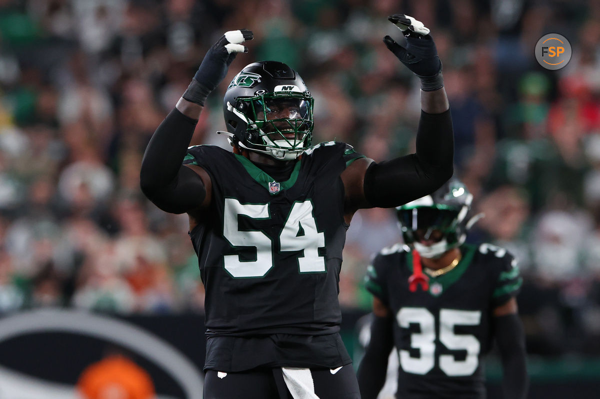 Oct 31, 2024; East Rutherford, New Jersey, USA; New York Jets defensive tackle Javon Kinlaw (54) reacts during the first half of their game against the Houston Texans at MetLife Stadium. Credit: Ed Mulholland-Imagn Images