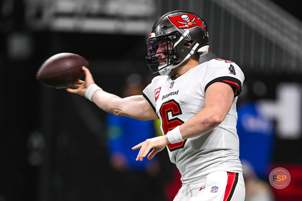 ATLANTA, GA – DECEMBER 10:  Tampa Bay quarterback Baker Mayfield (6) throws a pass during the NFL game between the Tampa Bay Buccaneers and the Atlanta Falcons on December 10th, 2023 at Mercedes-Benz Stadium in Atlanta, GA.  (Photo by Rich von Biberstein/Icon Sportswire)