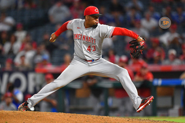 ANAHEIM, CA - AUGUST 23: Cincinnati Reds pitcher Alexis Diaz (43) throws a pitch during the MLB game 2 of a doubleheader between the Cincinnati Reds and the Los Angeles Angels of Anaheim on August 23, 2023 at Angel Stadium of Anaheim in Anaheim, CA. (Photo by Brian Rothmuller/Icon Sportswire)