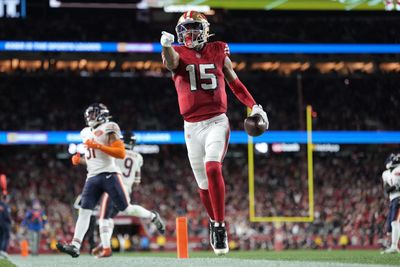 NFL News Roundup: Rodgers Close to Signing, Jennings to Vikings, Moore Released image